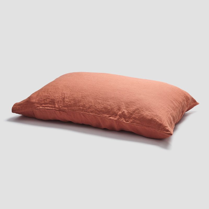 0064 BurntOrangePillowcases