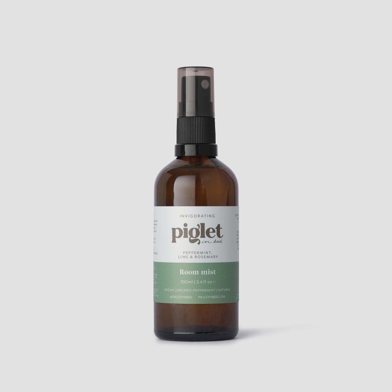 InvigoratingRoomMist GreyBG PigletinBed