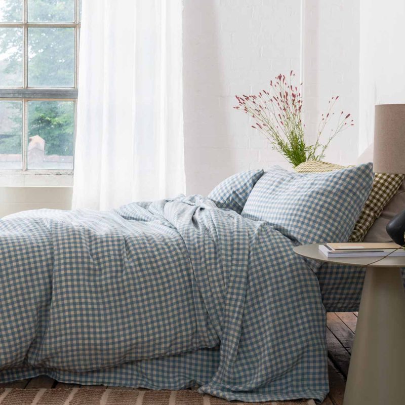 Piglet in Bed Gingham Linen Bedding Warm Blue Lifestyle 1 f5b17d57 5256 4a38 8579 b1b8ef2556e0