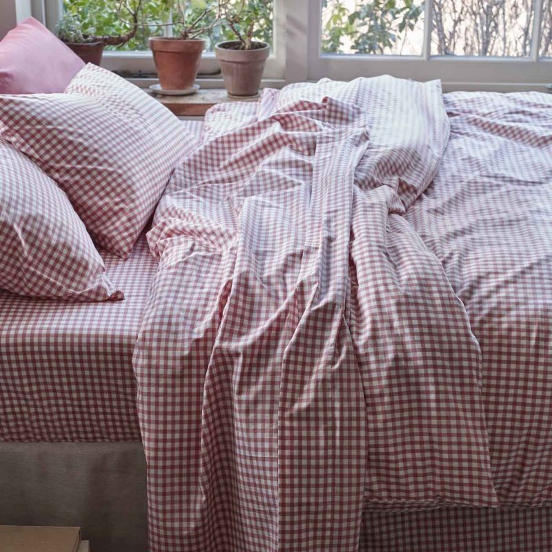 PigletInBed Cotton Bedding RedDuneGingham 1300x1300 Web 3 5838b54f 154d 4351 8e0e 1dd2a2b458d0