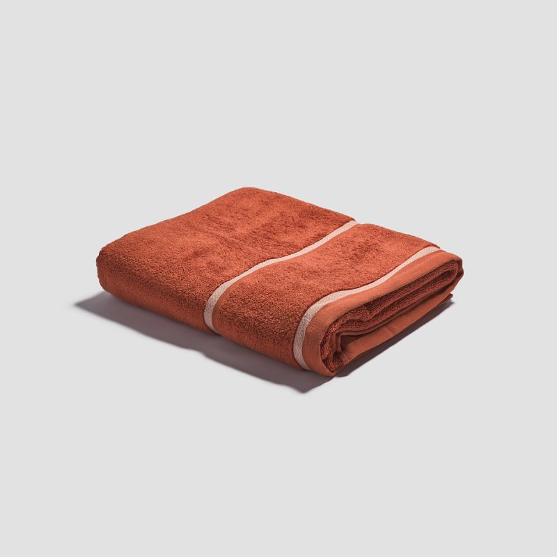 PigletinBed BathroomCollection BathSheet Cinnamon 1 greyBG a1b0bf09 8fac 441d 87b2 88f479f6a738