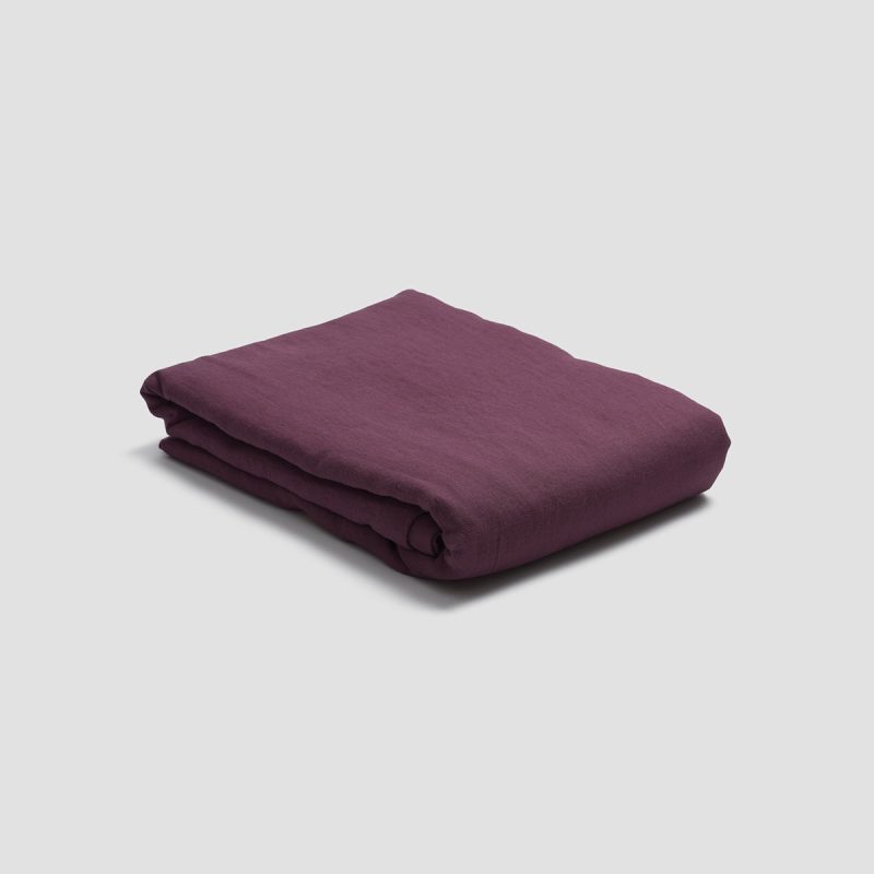 PigletinBed Linen DuvetCover Berry 1 GreyBG