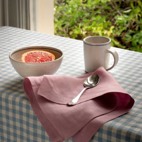 PigletinBed LinenNapkinSet Raspberry Lifestyle 1