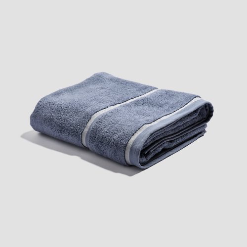 PigletinBed TerryCotton 02 greyBG 57fbde60 c8d2 4c90 8d96 cf1538512608