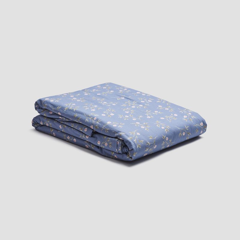 PigletinBed WashedCottonDuvetCover SpringSprig Iris 1 GreyBG