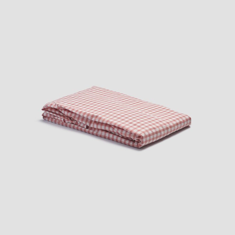 PigletinBed WashedCottonFittedSheet RedDuneGingham 1 greyBG 86489508 4b78 4a6a 966d c3bea7c135b3