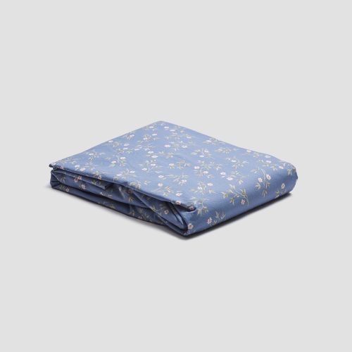 PigletinBed WashedCottonFittedSheet SpringSprig Iris 1 GreyBG