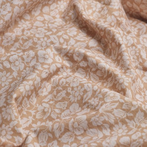 PigletinBed WashedCottonFlatSheet ButterscotchMeadowFloral 2 dc8149e8 b15e 4b08 ae26 05887b23677f