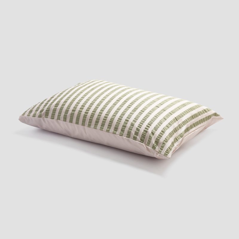 PigletinBed WashedCottonPillowcase PearSeersuckerStripe greyBG db4dcaa9 63e0 4ac9 b00a b1f69e227bd0