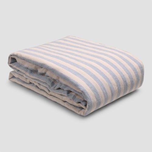 web 0007 PigletinBed PembrokeStripeLinenBedding CoastalBlue DuvetCover